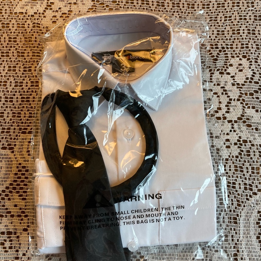 Boys dress shirt and tie size 3 black bianco